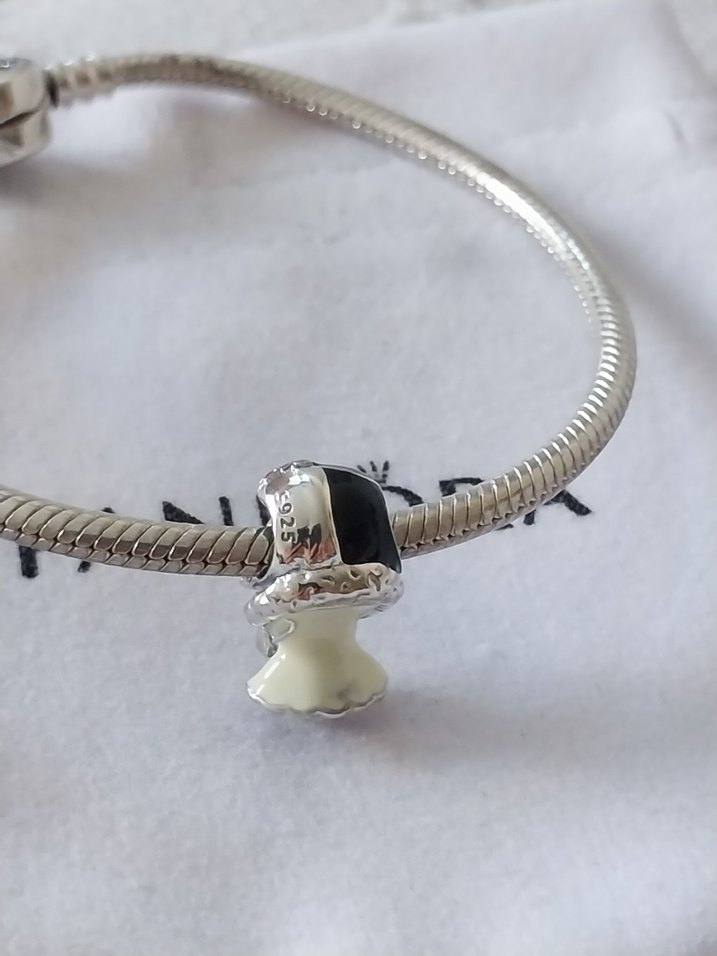 DİSNEY KÖTÜLER CRUELLA DE VİL CHARM - Görsel 3