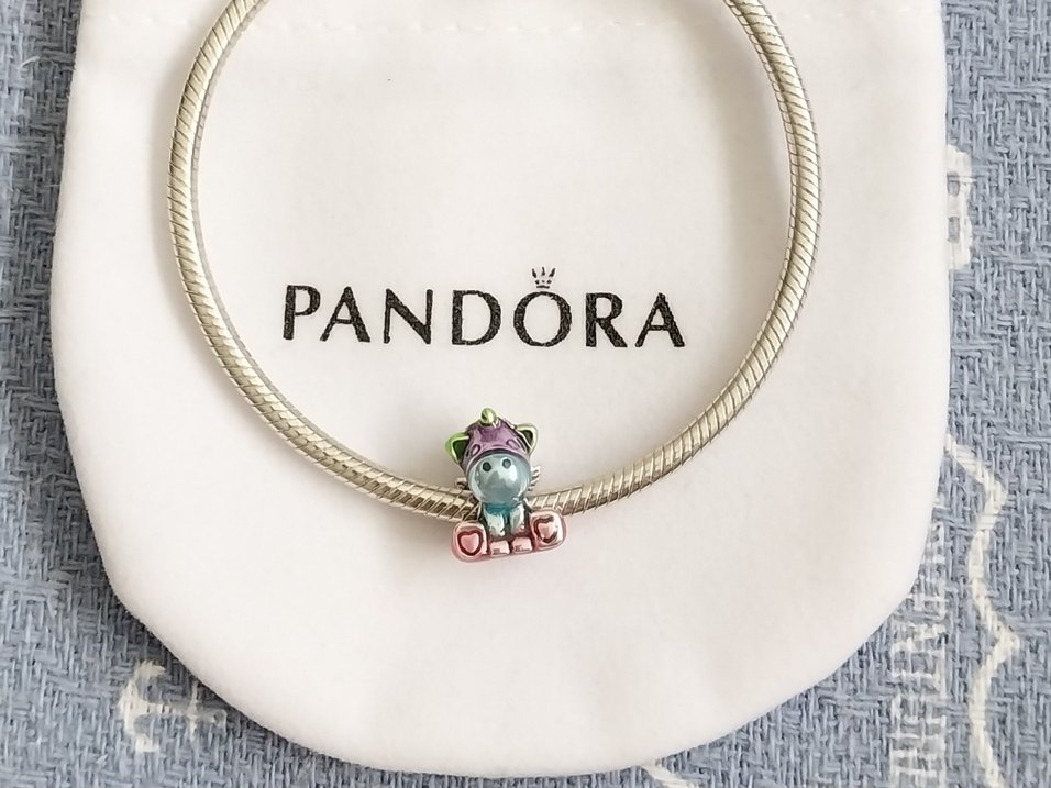 Renkli Gökkuşağı Bruno Unicorn Charm - Görsel 2