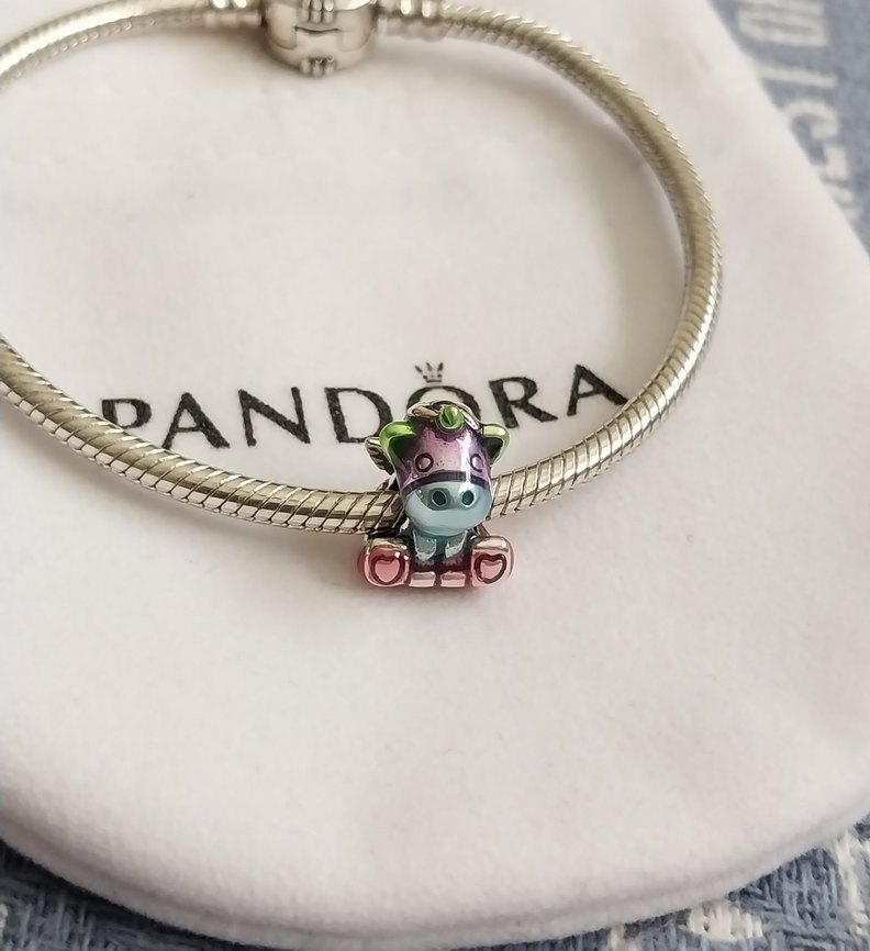 Renkli Gökkuşağı Bruno Unicorn Charm - Görsel 4