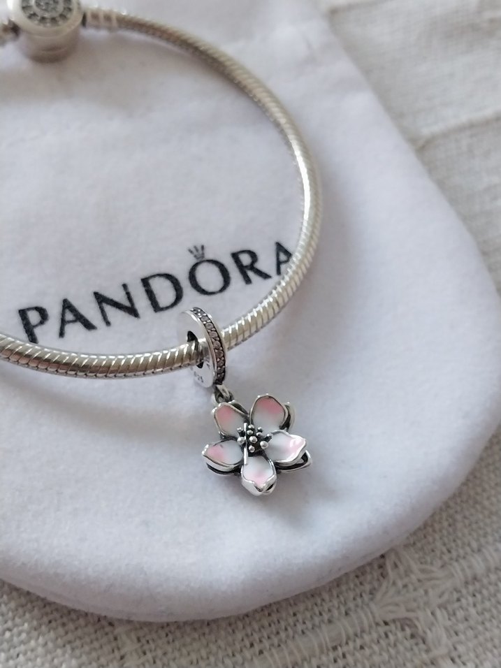 Kiraz Çiçeği Sallantılı  Charm - Görsel 2