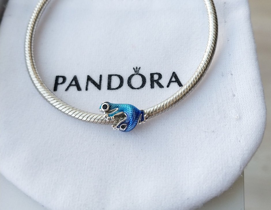 Metalik Mavi Geko Charm - Görsel 3