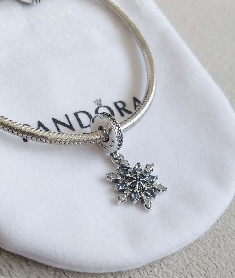 IŞILTILI KAR TANESİ SALLANTILI CHARM - Görsel 2