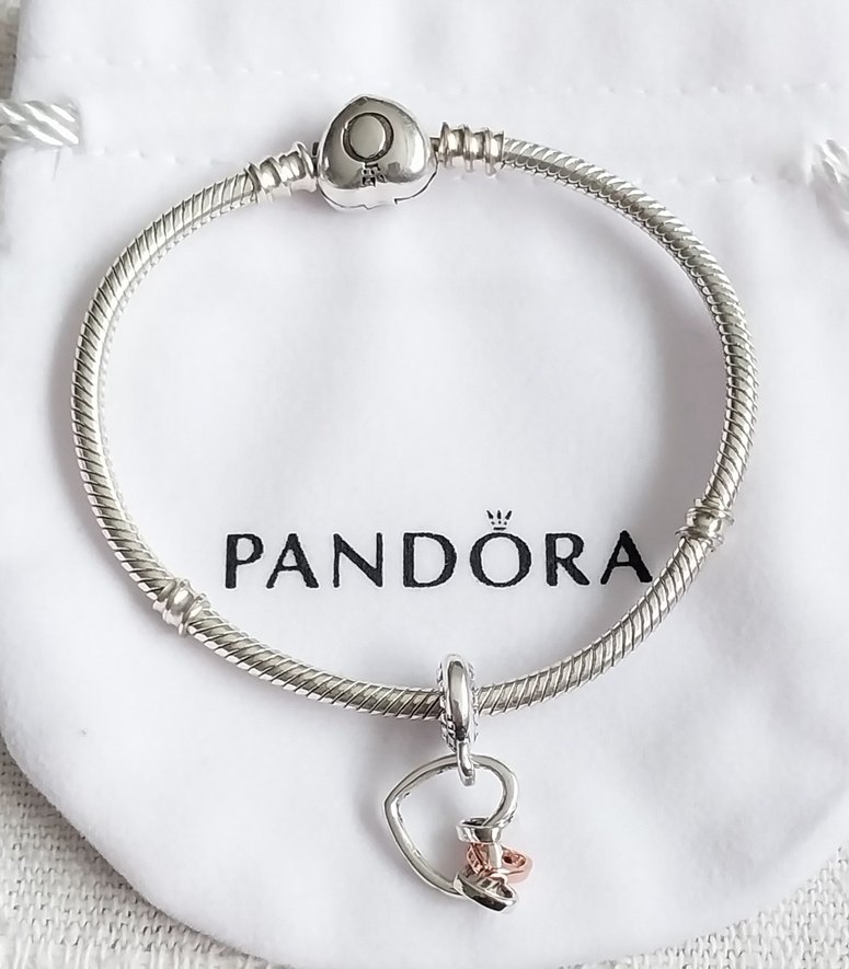 Vurgulu Kalpler Sallantılı Charm - Görsel 5