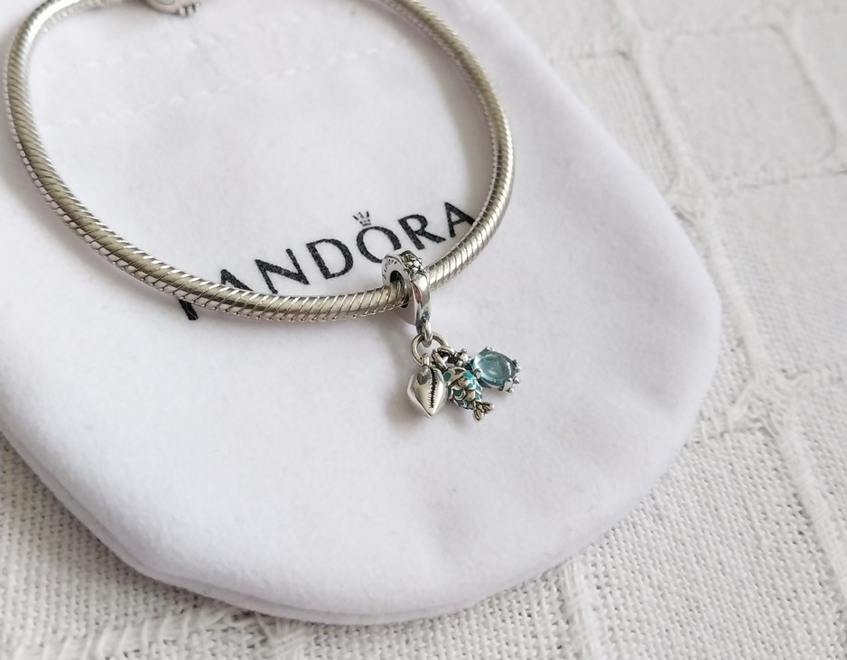 BALIK, DENİZ KAPLUMBAĞASI VE DENİZ KABUĞU ÜÇLÜ SALLANTILI CHARM - Görsel 2