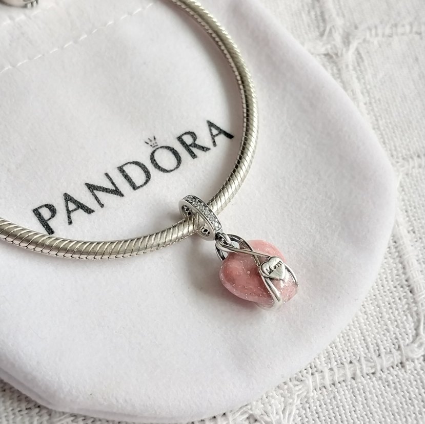 ANNE IŞILTILI KALP SALLANTILI CHARM - Görsel 2