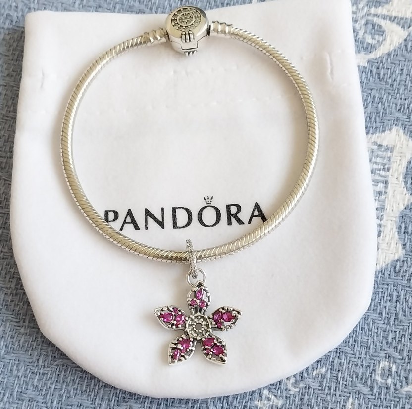 STRANGER THİNGS DEMOGORGON BÜYÜK SALLANTILI CHARM - Görsel 4