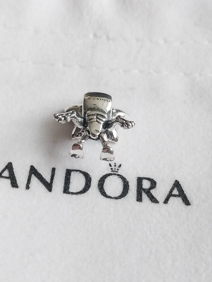 STRANGER THİNGS HAREKETLİ DEMOGORGON CHARM - Görsel 4