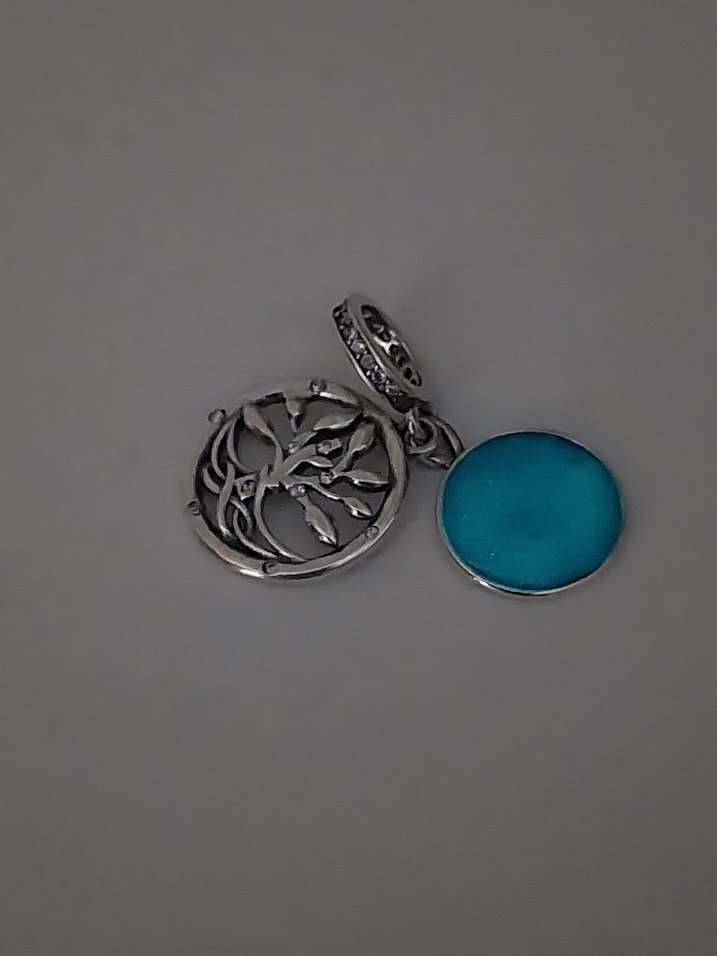 KARANLIKTA PARLAYAN SONSUZLUK HAYAT AĞACI SALLANTILI CHARM - Görsel 4