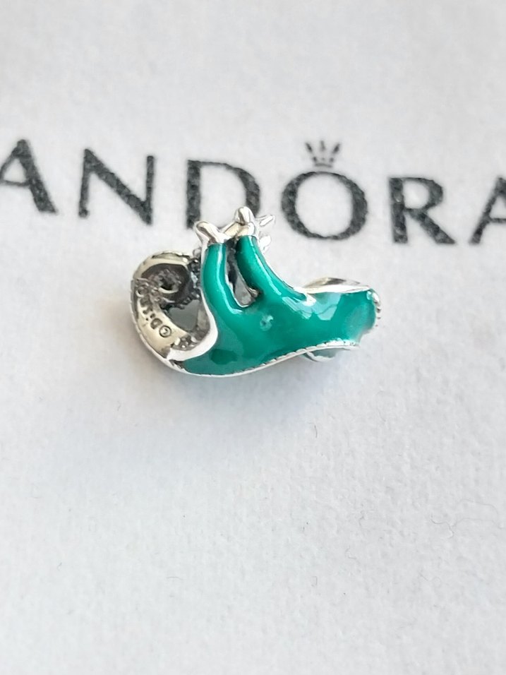 DİSNEY RAPUNZEL PASCAL RENK DEĞİŞTİREN BUKALEMUN CHARM - Görsel 5