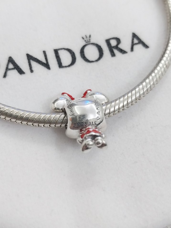 DİSNEY MİNNİE MOUSE CHARM - Görsel 3