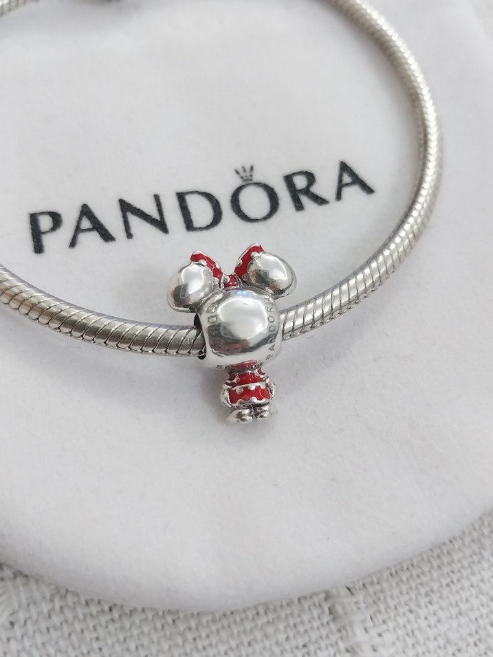 DİSNEY MİNNİE MOUSE CHARM - Görsel 4