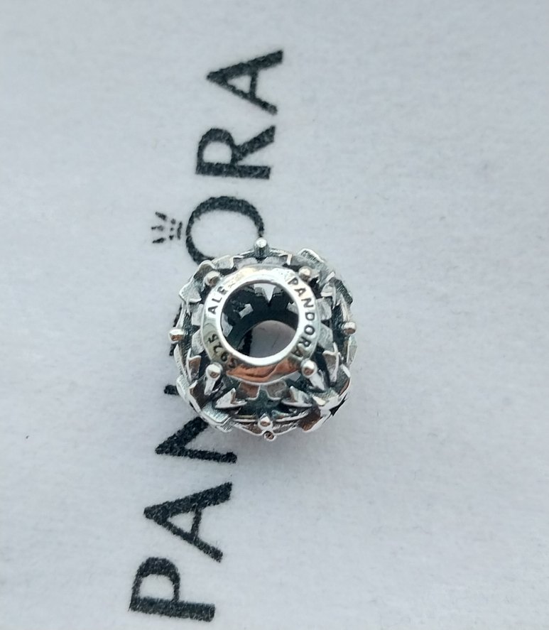 KAR TANESİ CHARM - Görsel 3