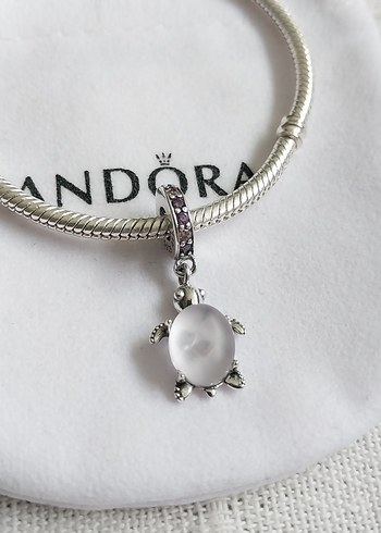 Beden MURANO CAMI PEMBE DENİZ KAPLUMBAĞASI CHARM