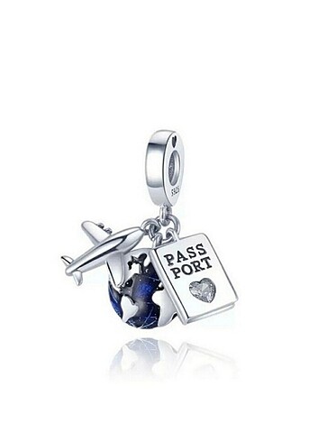 PASSPORT CHARM 