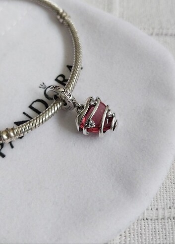 Pandora LOGOLU DANGLE KALP CHARM