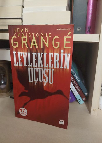 Leyleklerin Uçuşu - Gerilim/Macera Romanı