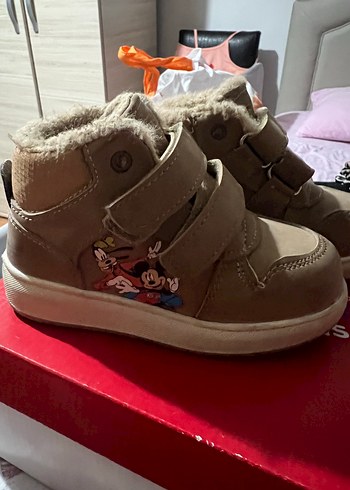 LC Waikiki Çift Cırtlı Kahverengi Erkek Çocuk Spor Ayakkabı