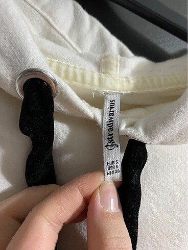 s Beden beyaz Renk Stradivarius sweatshirt