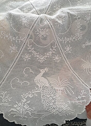  Beden ten rengi Renk Büyük yuvarlak masa òrtüsü lekesiz.çapı 1.65.cm