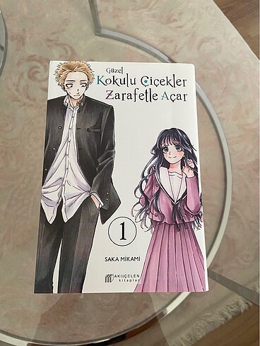 Kokulu çiçekler zarefetle açar manga 1