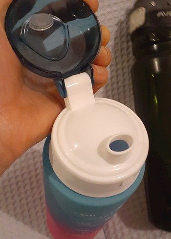 Çocuk Termos Matara Siyah ve Renkli - Görsel 3