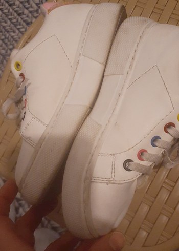 Beyaz Baskılı Kadın Dolgu Topuk Spor Ayakkabı - Görsel 4