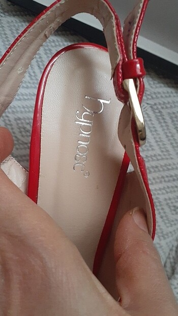 kırmızı topuklu ayakkabı - Görsel 5