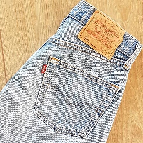 Levis 501 jean