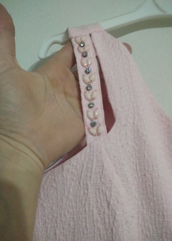 LC Waikiki LC Waikiki Pembe Midi V Yakalı İnce Askılı Elbise