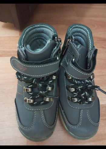 erkek çocuk bot - Görsel 4