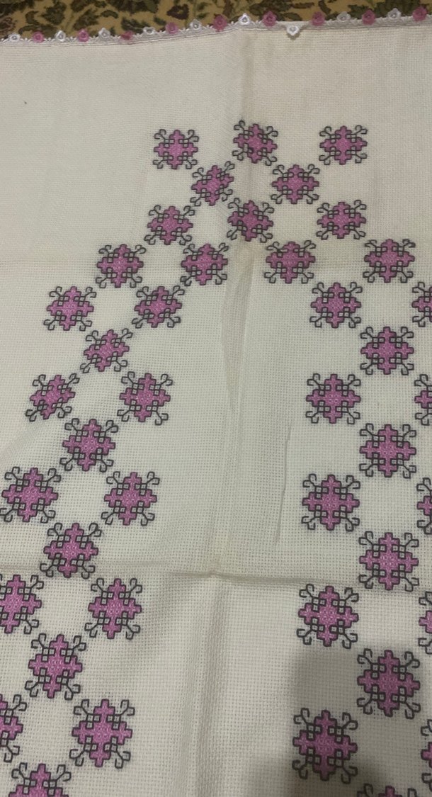 Elde İşlenmiş Pembe Nakışlı seccade - Görsel 5