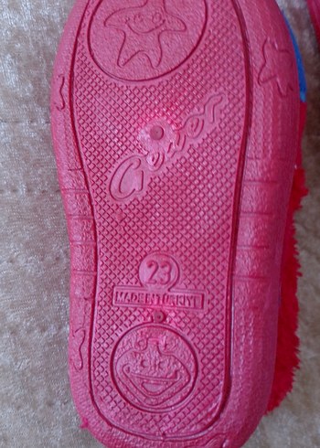 23 Beden Renkli Erkek Çocuk Sıcak Terlikler Velcro