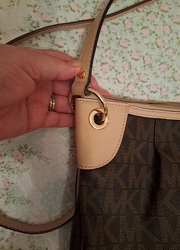 Michael Kors Michael Kors çapraz askılı çanta