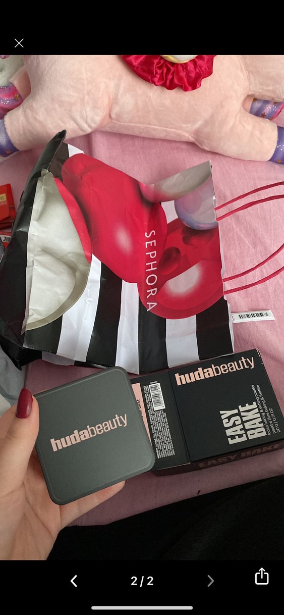 Huda Beauty Easy Bake Pudra - Görsel 2