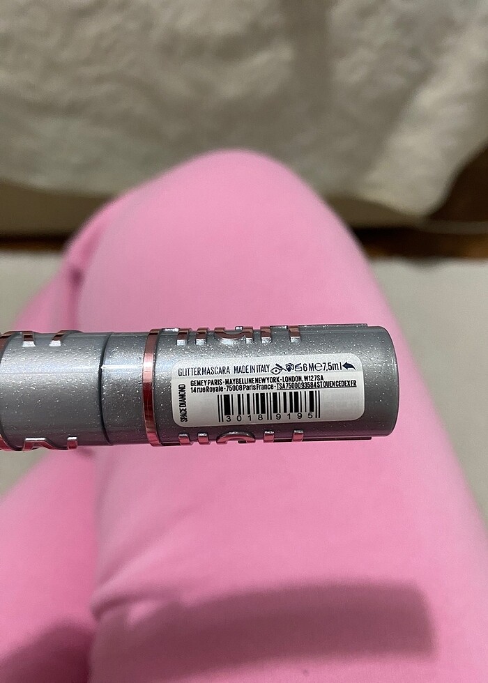 Sky high ışıltılı maskara - Görsel 3