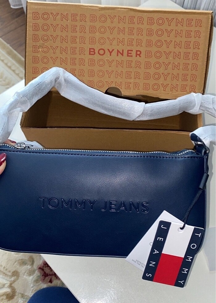 Tommy hilfiger çanta - Görsel 2