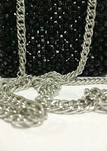 Siyah Boncuk İşlemeli Zincirli Kadın Çanta - Görsel 4