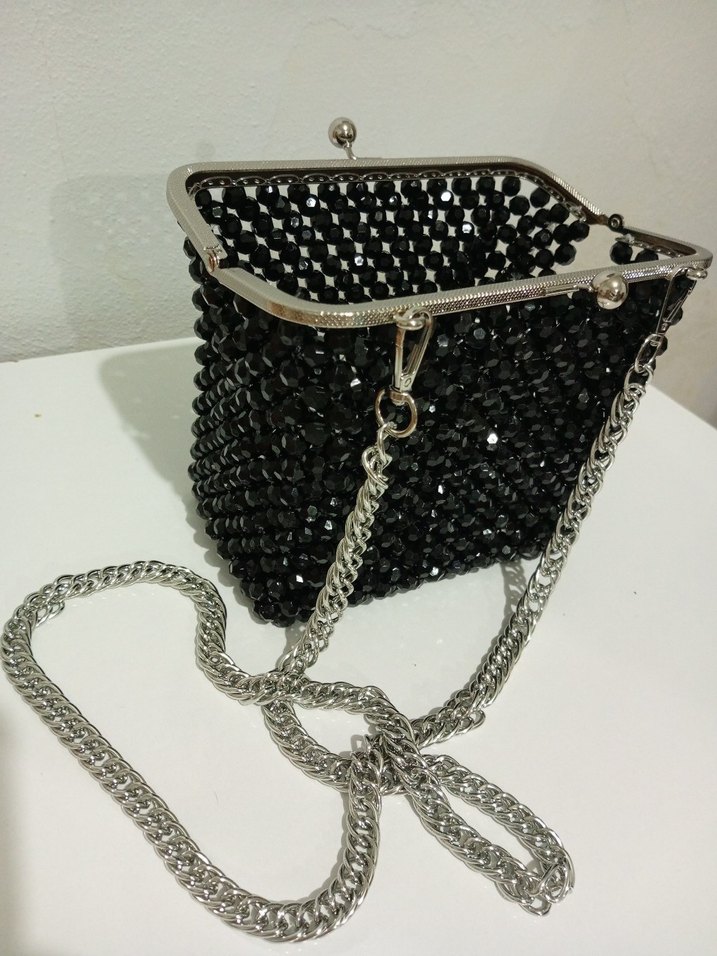 Siyah Boncuk İşlemeli Zincirli Kadın Çanta - Görsel 2