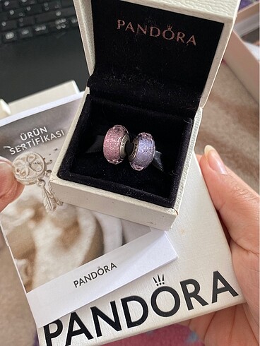 Beden Pandora murano