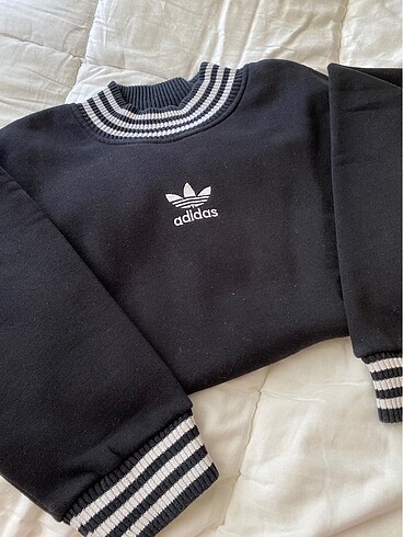 Zara Sweatshirt