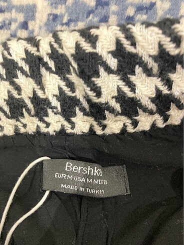 m Beden çeşitli Renk Bershka Kazayağı desenli şort etek M beden