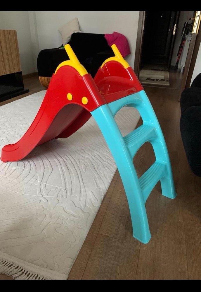 Renkli Çocuk Kaydırağı - Görsel 2