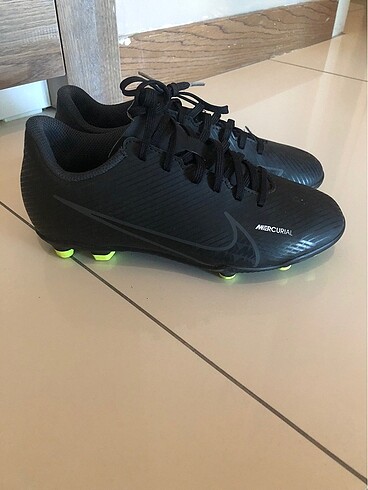Nike çocuk krampon