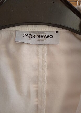 38 Beden beyaz Renk Park Bravo beyaz ceket