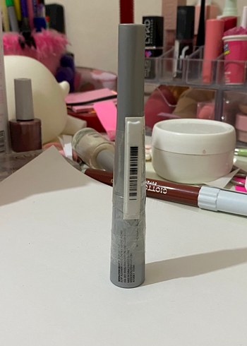 Revolution Gri Eyeliner Kalemi Simli