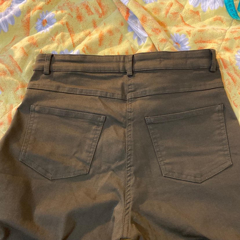 Gusto zayif gosteren pantolon - Görsel 5