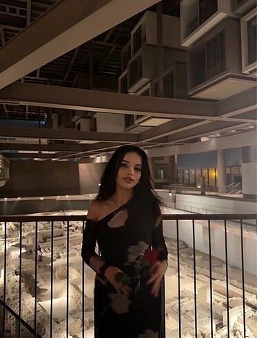s Beden Gece elbisesi