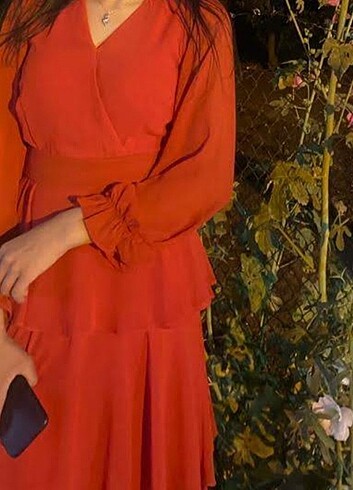 E.L.F Kırmızı elbise