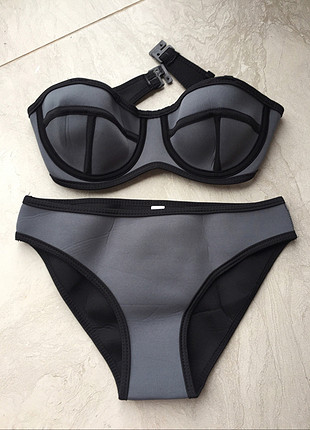 Gri siyah bikini