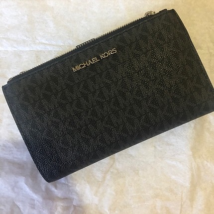 Michael kors signature
